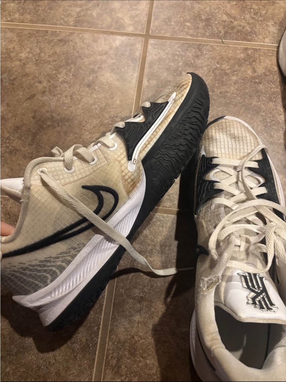 Nike Men's Sneakers in Beige and Black